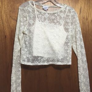 ❗️Lacey crop top- LA hearts❗️
